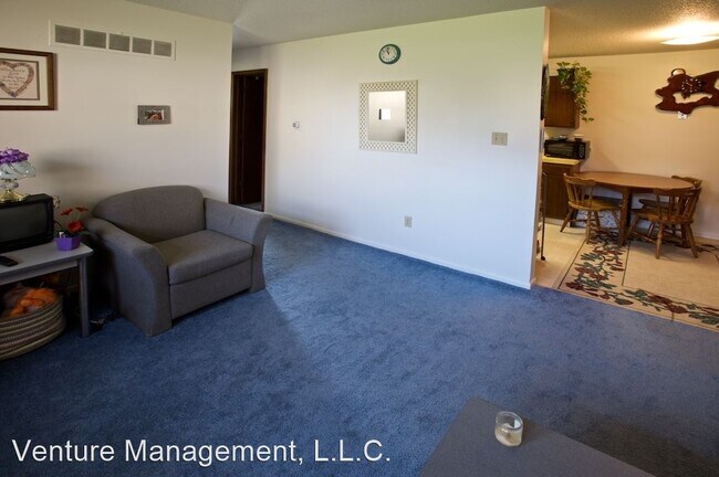 Building Photo - 1707 S 7th Ave