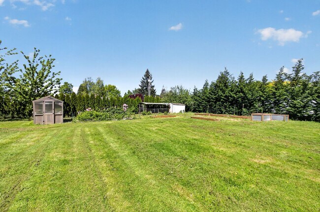 Building Photo - Stunning 4 bed + office, 4 bath rental home in Damascus!