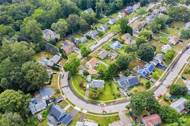 Building Photo - 73 Wepawaug Dr