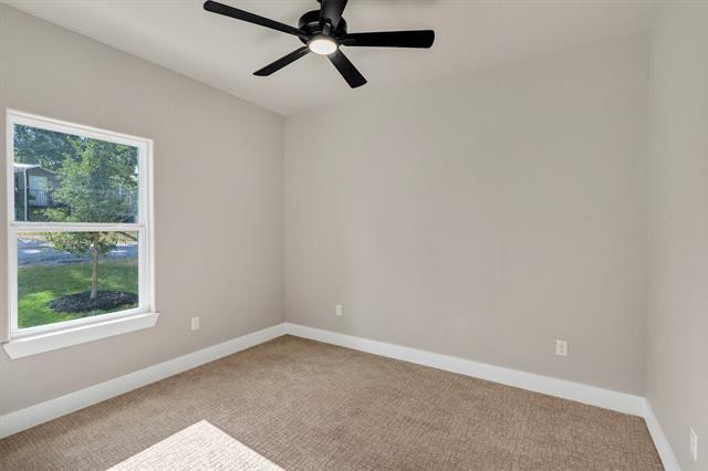 Building Photo - 805 Branding Iron Trail