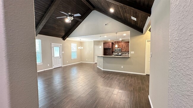 Building Photo - 25221 Armagh Rd