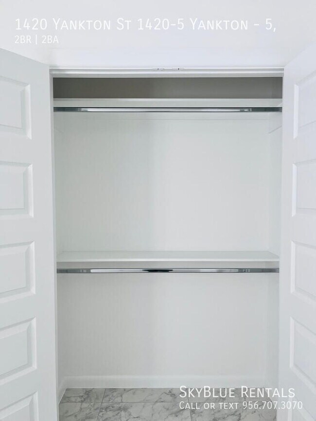 Building Photo - 1420 S Yankton St