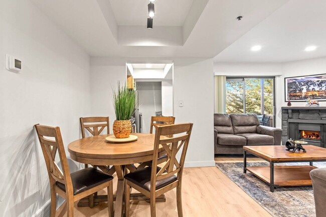 Building Photo - 2 BD & 2 BA | FURNISHED | TV and Internet Included | Pet Considered- Fees apply