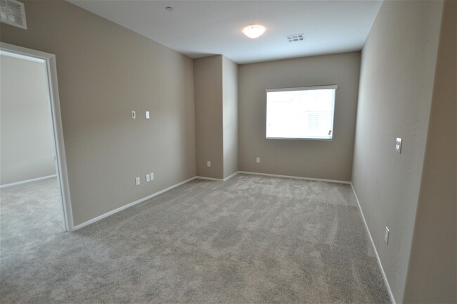 Building Photo - Brand New 3 bedroom townhome