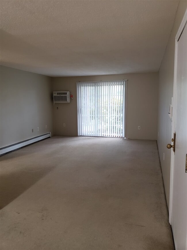 Building Photo - 3 Autumn Leaf Dr