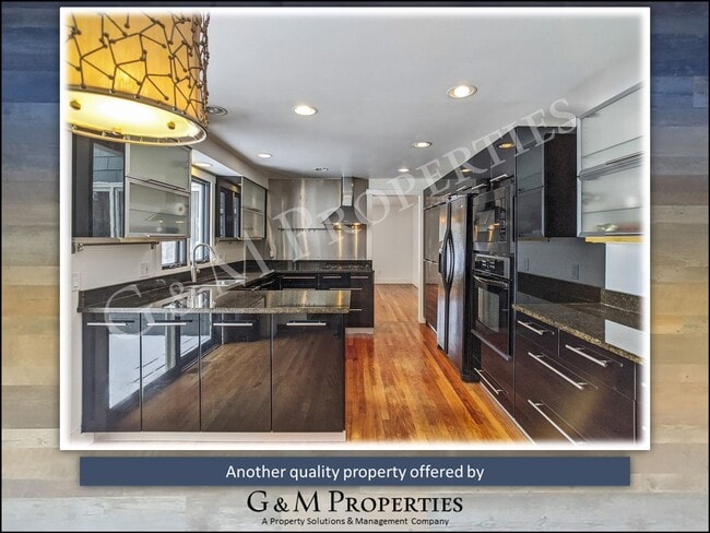 Building Photo - Rarely Available 4-Bedroom House - in Pitt...