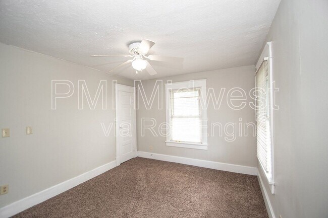 Building Photo - 1543 E Ohio St