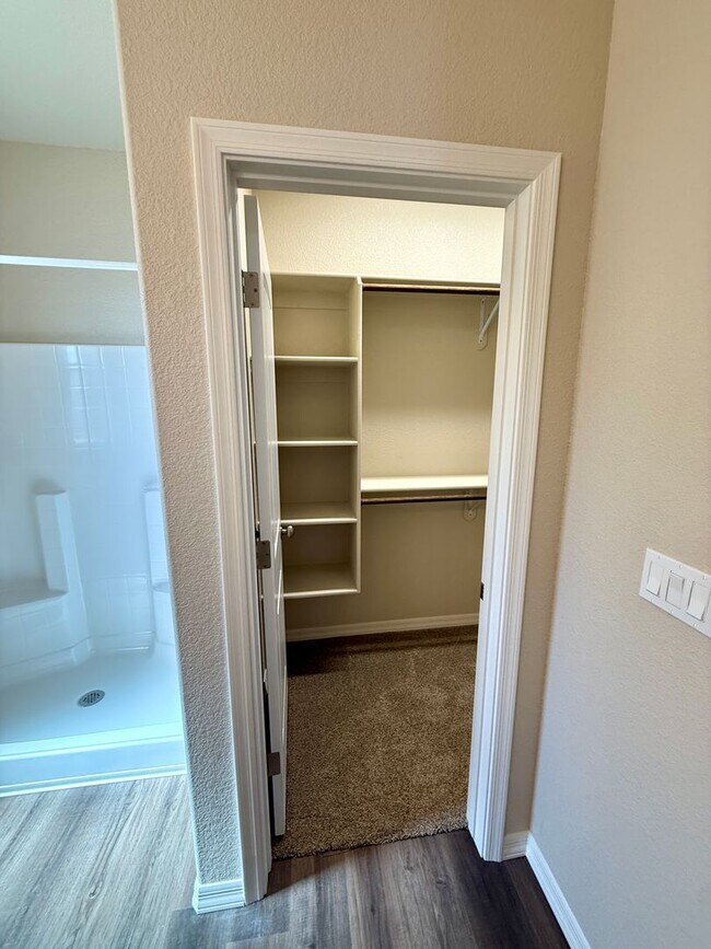 Building Photo - Beautiful 4-Bedroom Home for Rent in Cerba...