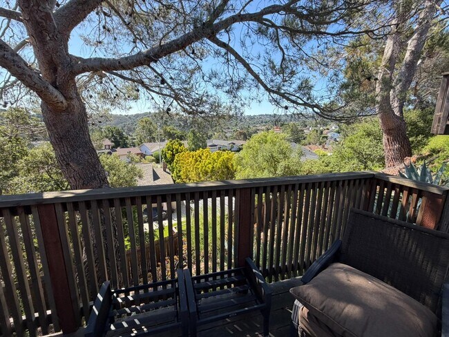 Building Photo - 1355 Palos Verdes Dr