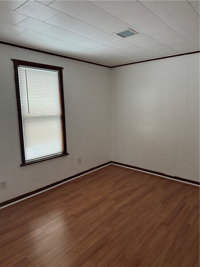 Building Photo - 239 Weyl St