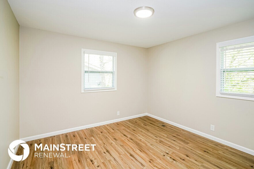 Building Photo - 152 2 Valley Rd