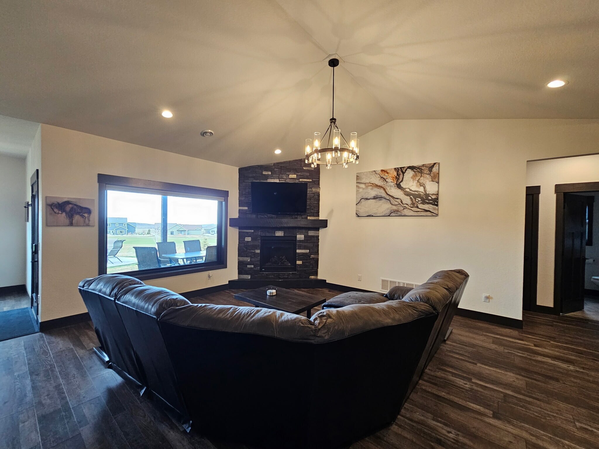 Building Photo - 7994 Brooks Loop