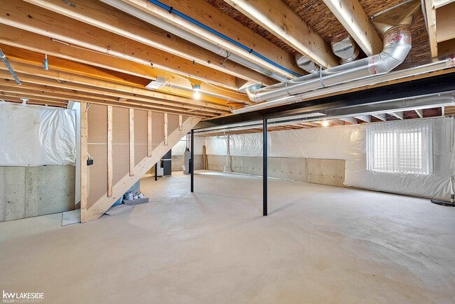 Building Photo - 23827 Shadow Woods Dr
