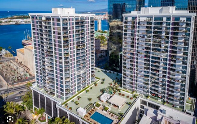 Building Photo - Harbor Square, Makai Building, 1 bedroom, ...
