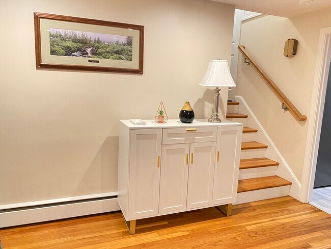 Building Photo - 15 Winchester Dr