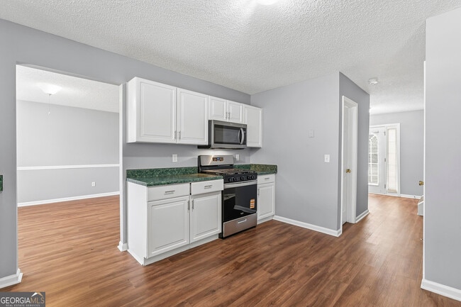 Building Photo - 11925 Spring Lake Way