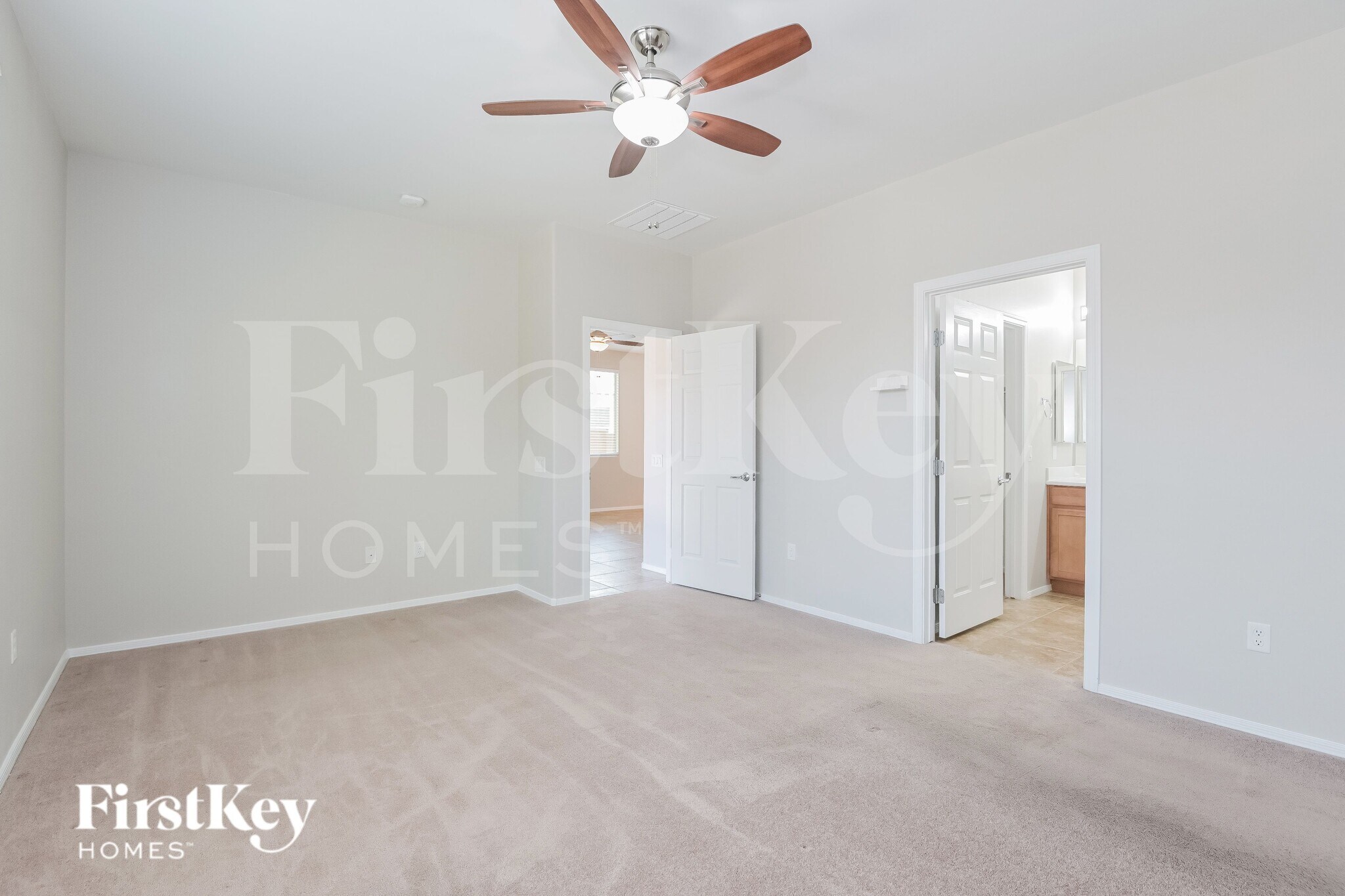 Building Photo - 10704 E Sanctuary Ridge Ln