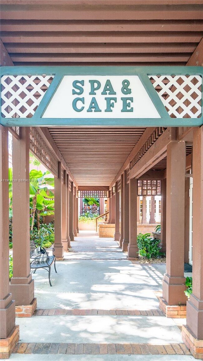 Building Photo - 2000 Towerside Terrace