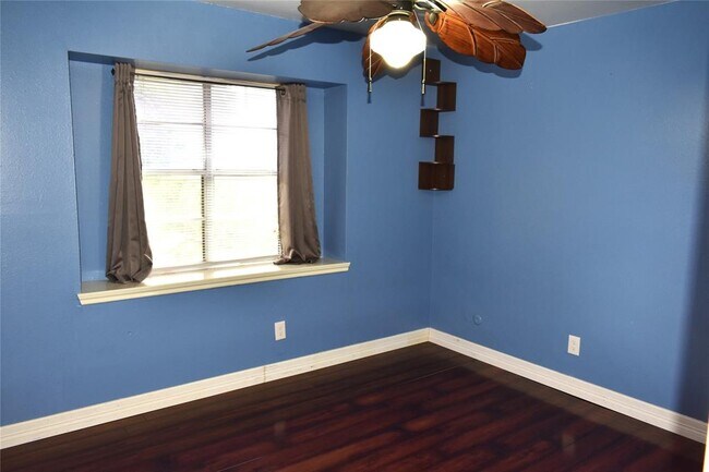 Building Photo - 12706 Highmanor Dr