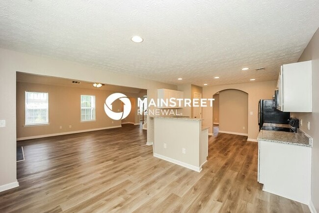 Building Photo - 4 Bedroom Pet-Friendly Home in Fairburn, GA with Main Street Renewal