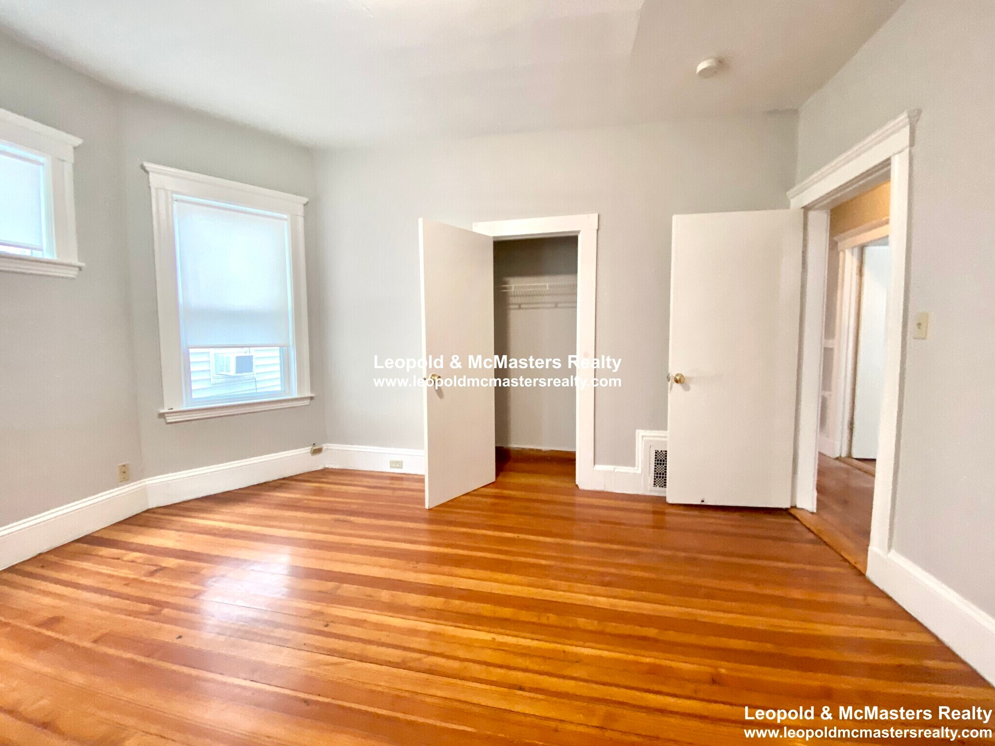 Building Photo - 19 Roseclair St