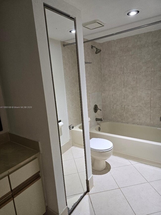 Building Photo - 8369 N Coral Cir