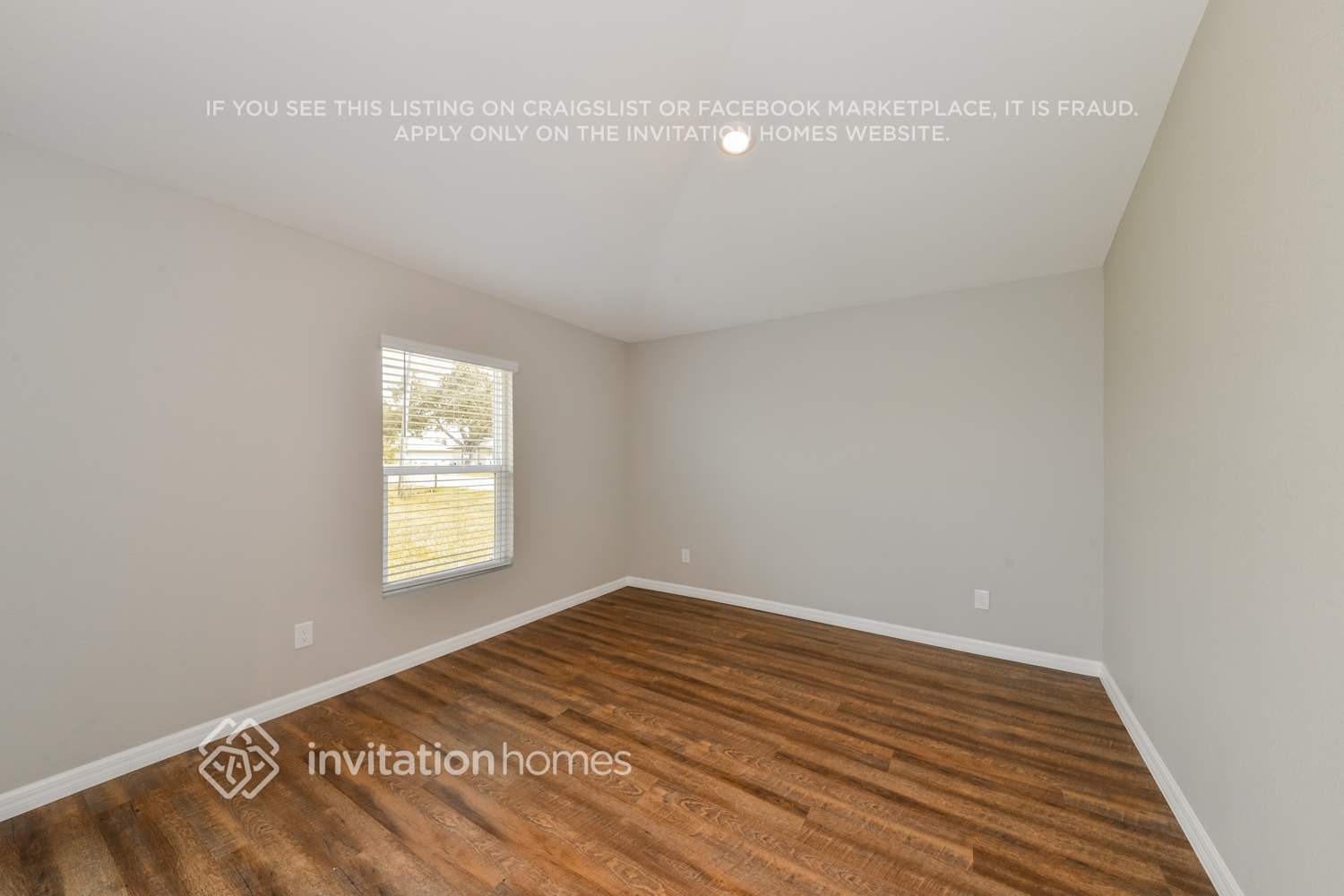 Building Photo - 22488 La Guardia Ave