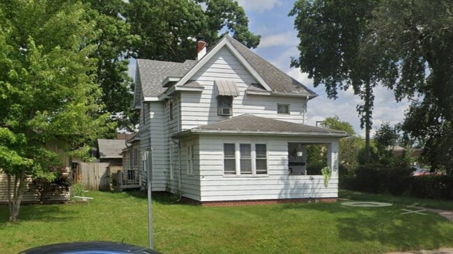 Building Photo - 840 S Ironwood Dr
