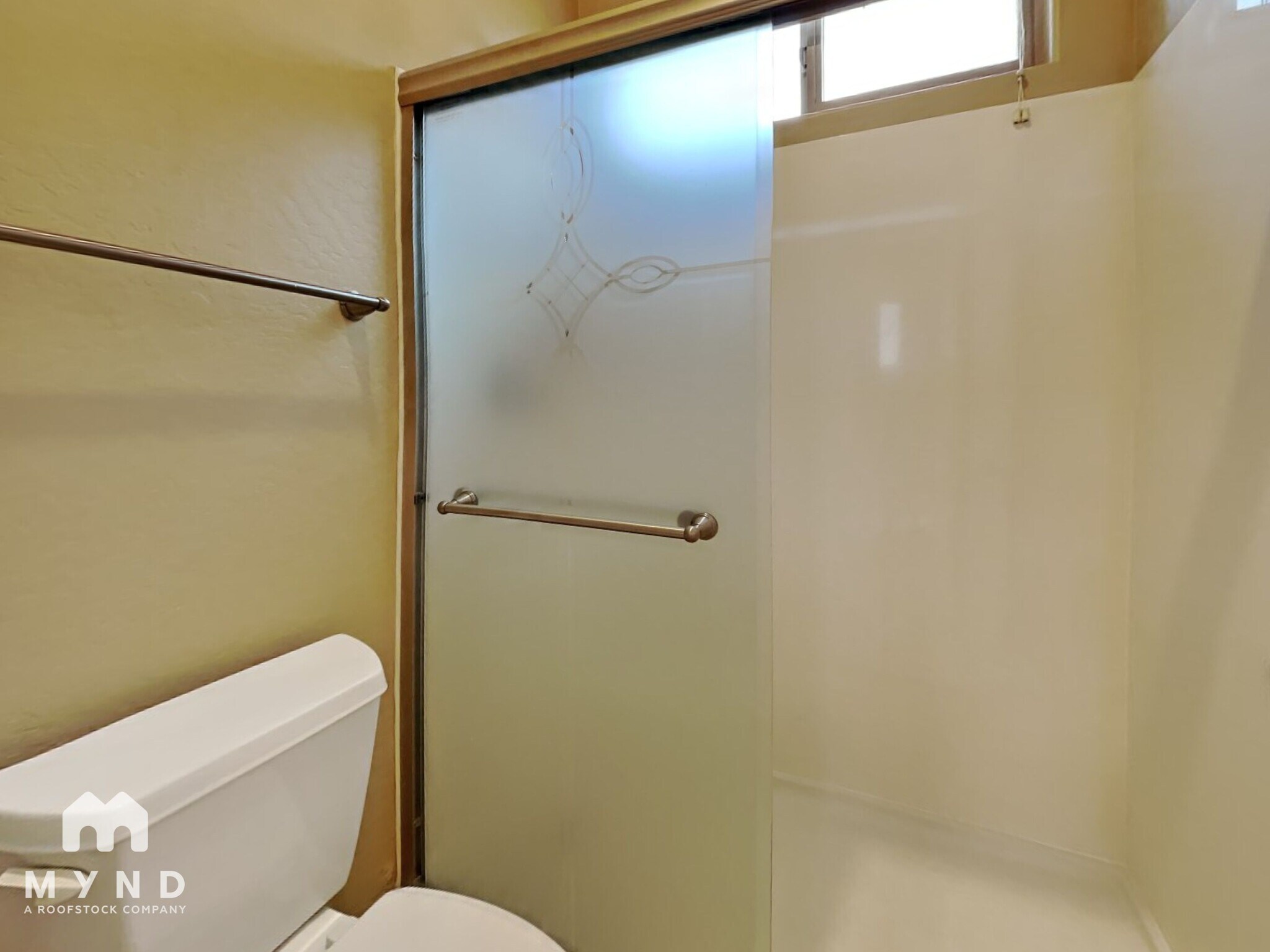 Building Photo - 2716 S Quinn Ave