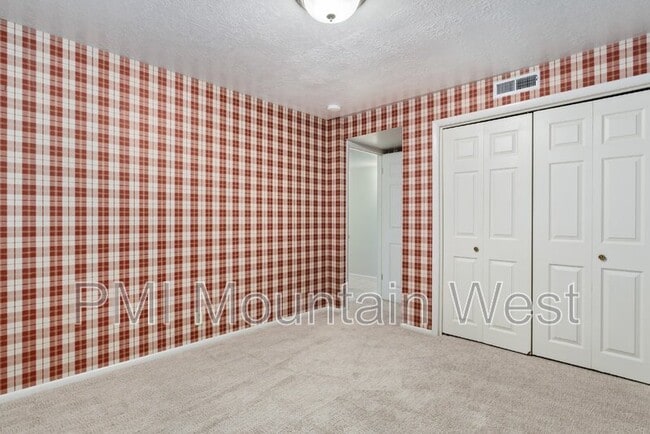 Building Photo - 1123 S 1500 E