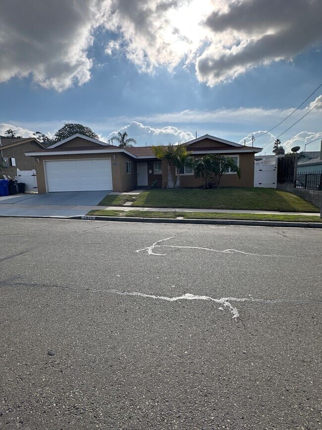 Primary Photo - 7919 San Felipe St