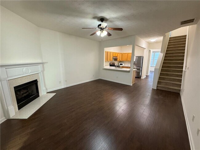 Building Photo - 2729 Heathrow Dr