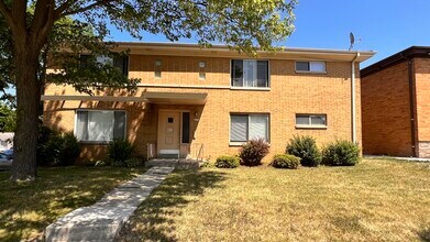 Building Photo - 4476 N 76th St