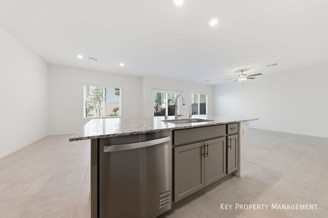 Building Photo - 4440 Bayley Skye Ave