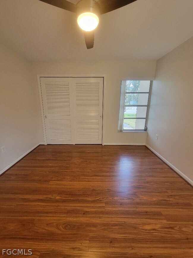 Building Photo - 1372 Archer St