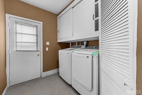 Building Photo - 46 Haines Ave