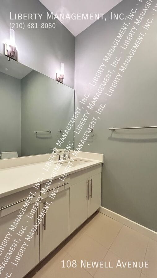 Building Photo - 108 Newell Ave