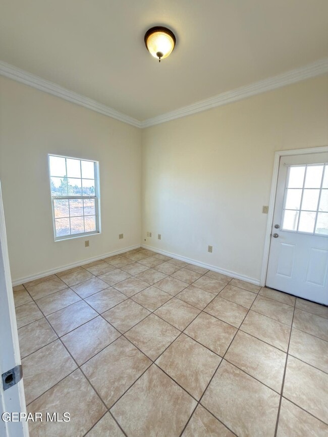 Building Photo - 5466 Buffalo Creek Dr