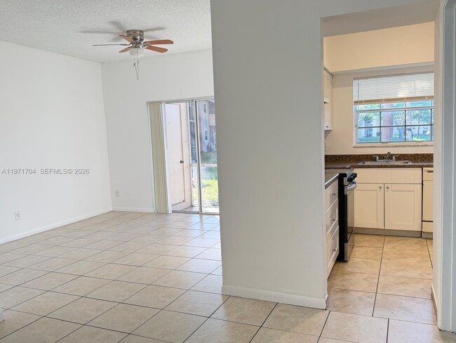 Building Photo - 631 Cypress Lake Blvd