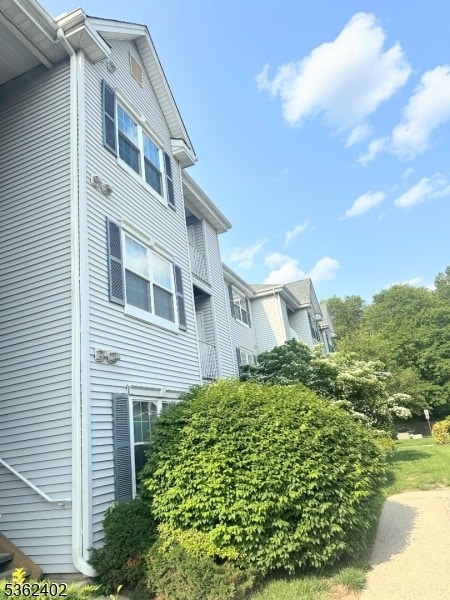 Building Photo - 214 Stratford Pl