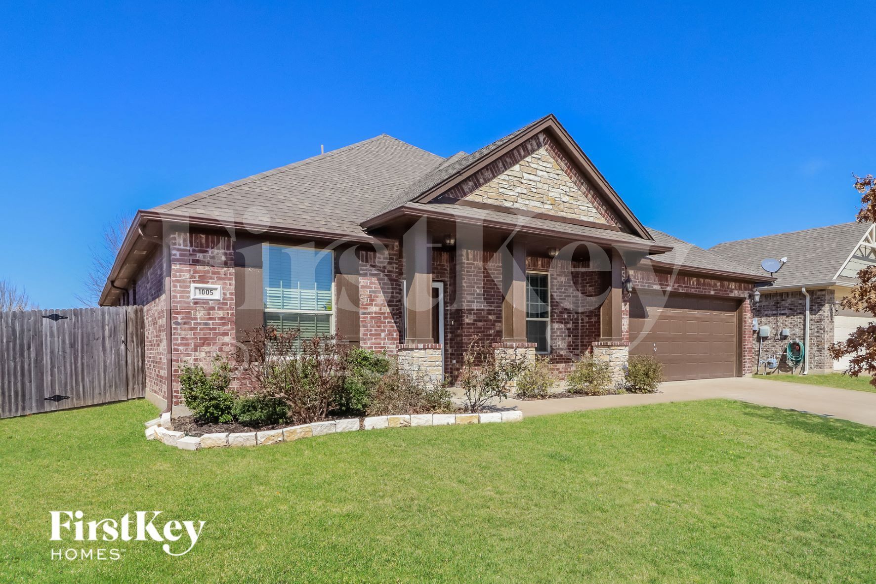 Building Photo - 1005 Destrehan Dr