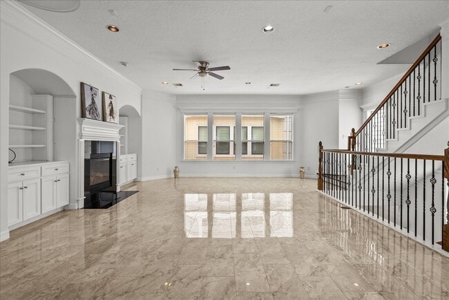 Building Photo - 6118 Tyne St