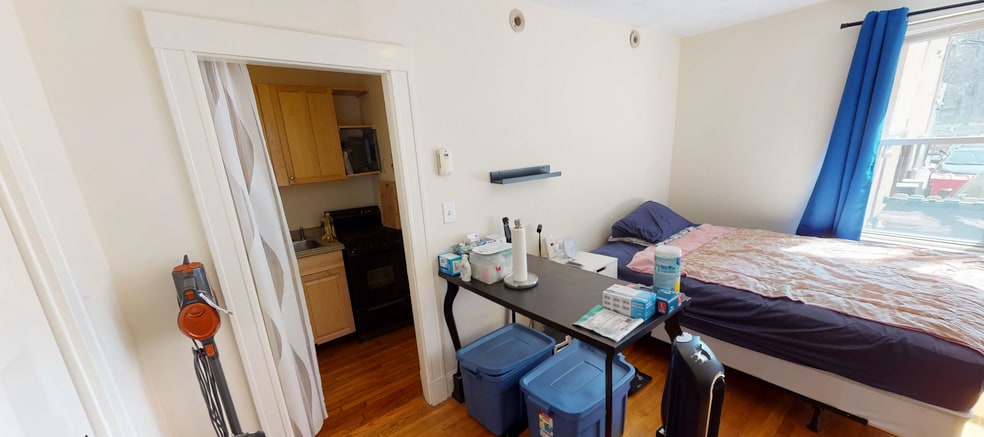 Building Photo - 388 Highland Ave