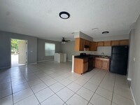 Building Photo - 4903 Serafica Dr