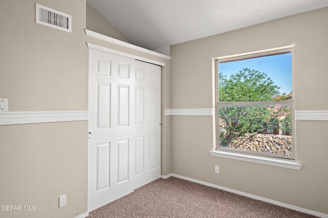 Building Photo - 11429 Lake Nasser Dr