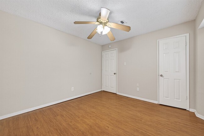 Building Photo - 12811 Ashford Meadow Dr