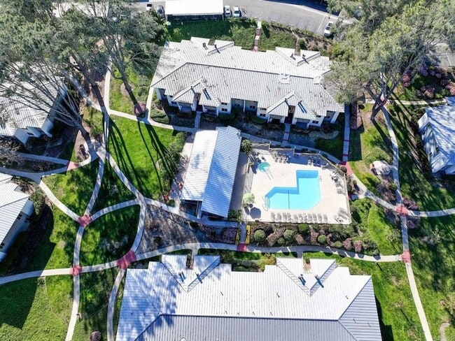 Building Photo - 1650 S El Camino Real