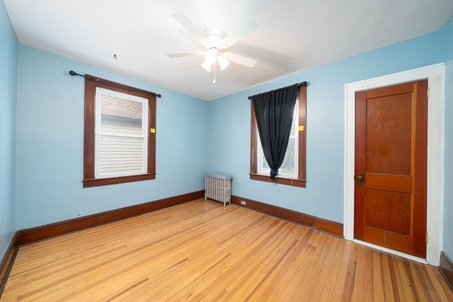 Building Photo - 351 Somerset St