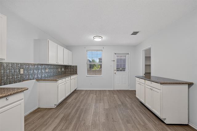 Building Photo - 5416 Temecula Rd