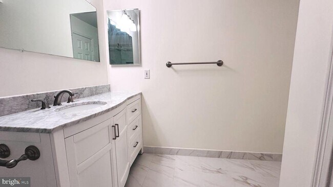 Building Photo - 3308 Wyndham Cir
